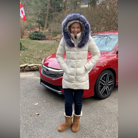 NORTH FACE White Hey Mama Puffer Jacket (XS) - Picture 1 of 3